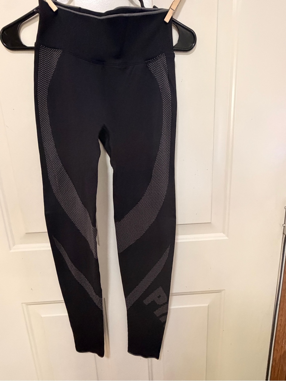 PINK Victoria's Secret Black High-Waist Leggings with Grey Mesh Detailing